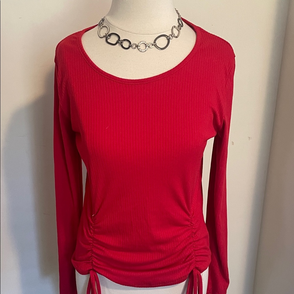 NWT  Red Long Sleeve ruched top size Medium
